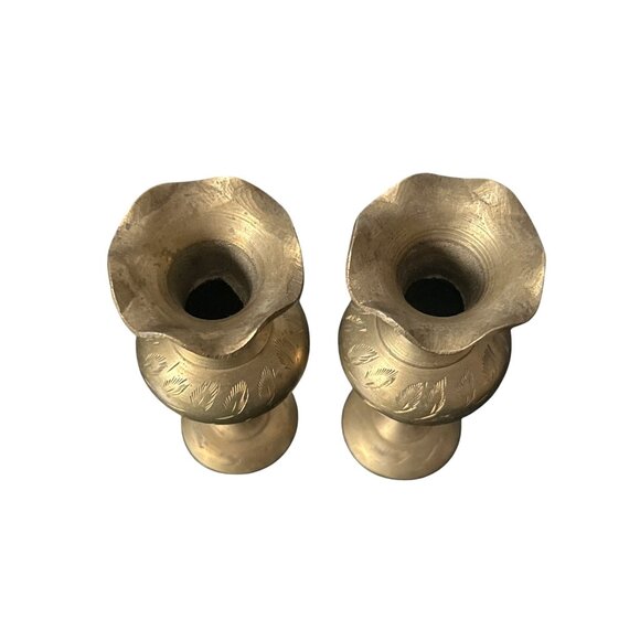 Pair of Vintage Brass Bud Vases Decorative Etched Design Scalloped Edges 5" Tall - Picture 3 of 6